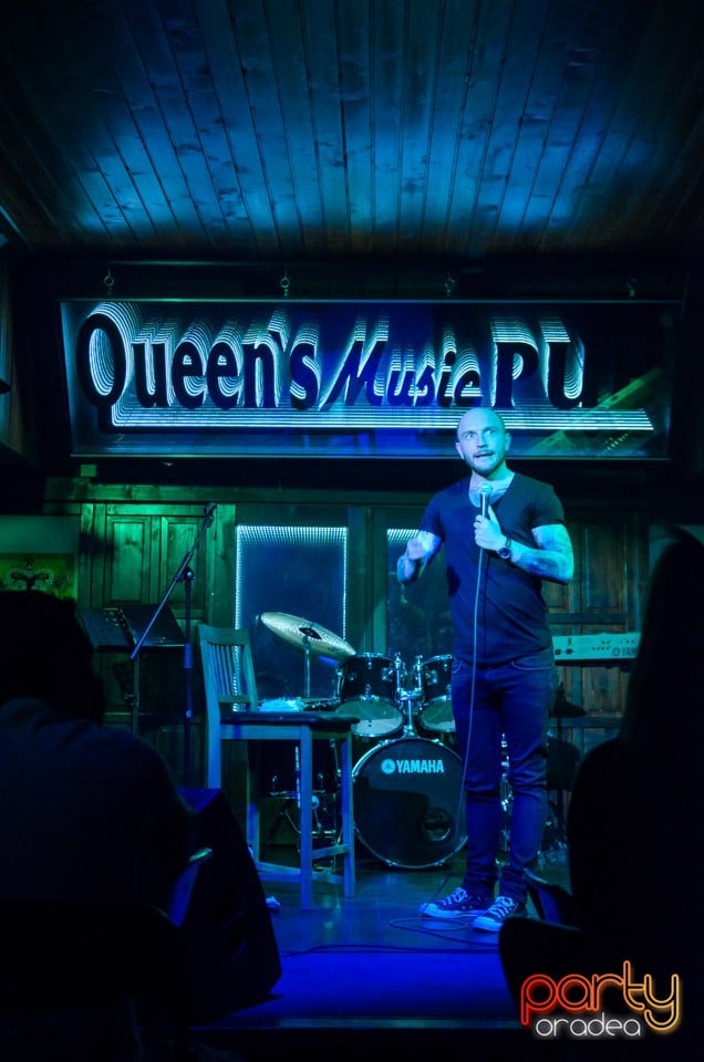 Stand up comedy, Queen's Music Pub