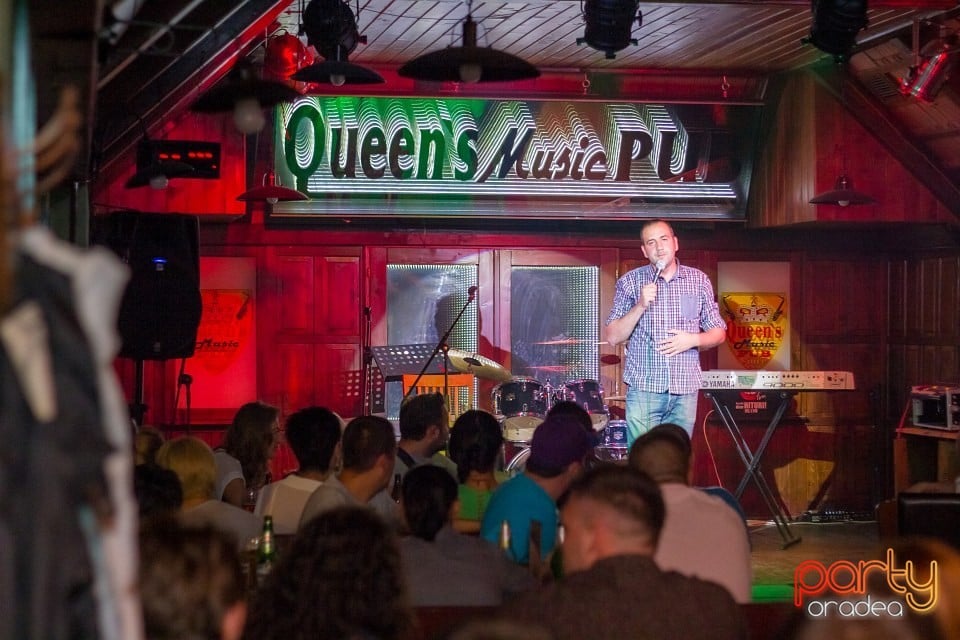 Stand up comedy, Queen's Music Pub