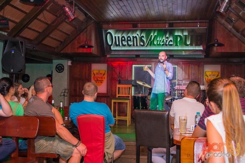 Stand up comedy, Queen's Music Pub