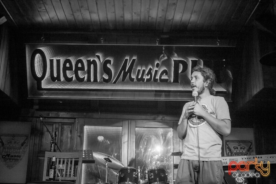 Stand up comedy, Queen's Music Pub