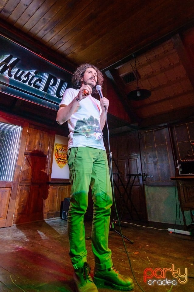 Stand-Up Comedy, Queen's Music Pub