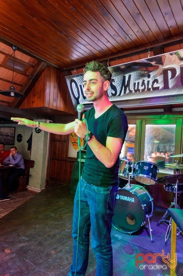 Stand Up Comedy, Queen's Music Pub