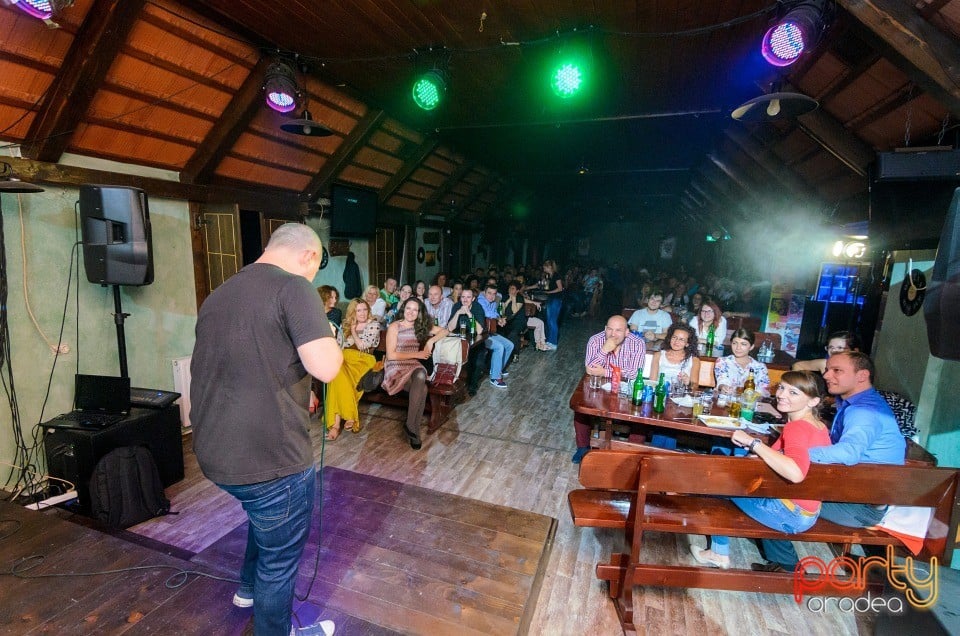 Stand Up Comedy, Queen's Music Pub