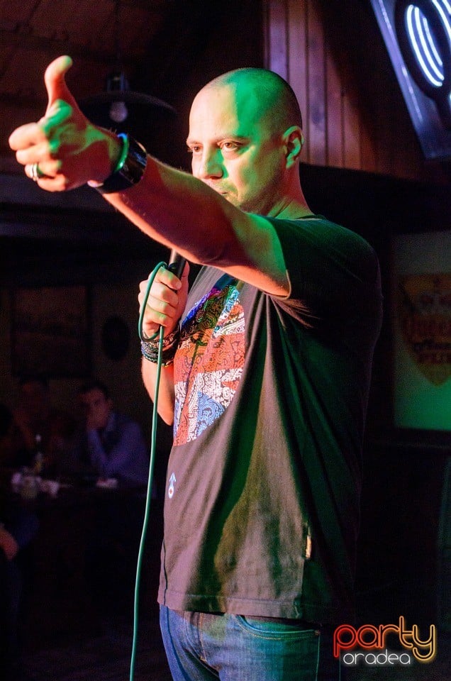 Stand Up Comedy, Queen's Music Pub