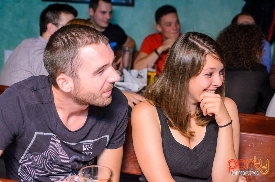 Stand Up Comedy, Queen's Music Pub
