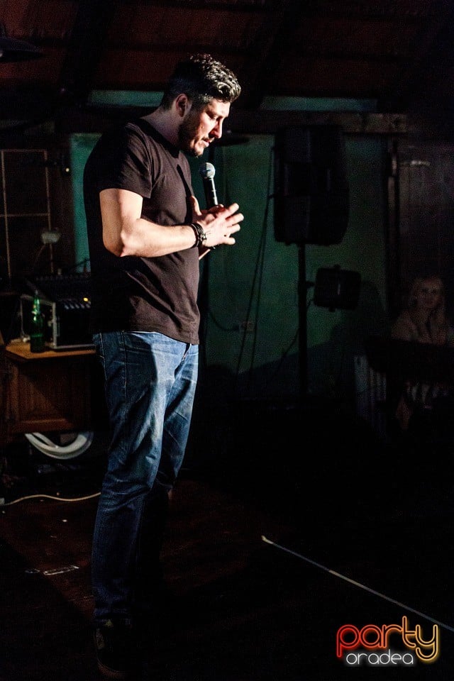 Stand Up Comedy, Queen's Music Pub