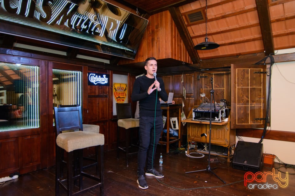 Stand-Up Comedy, Queen's Music Pub