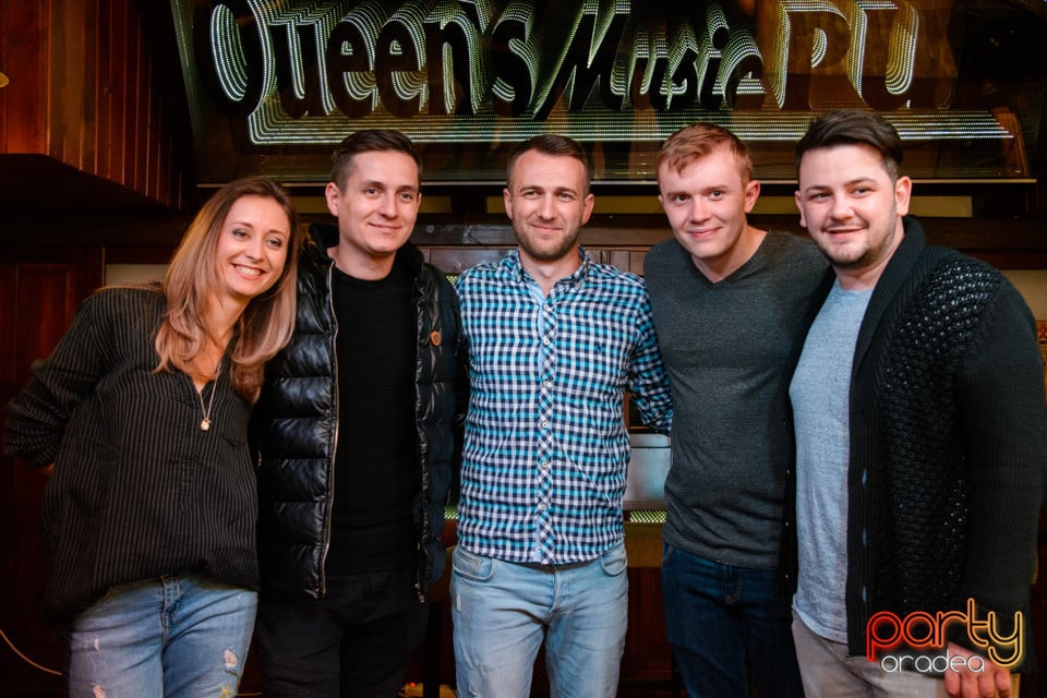 Stand-Up Comedy, Queen's Music Pub