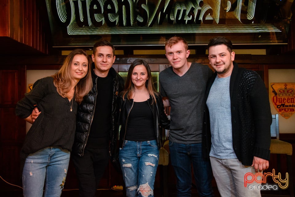 Stand-Up Comedy, Queen's Music Pub