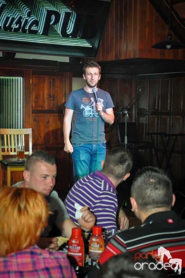 Stand-up Comedy, Queen's Music Pub