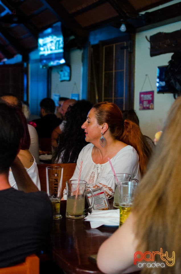 Stand-Up Comedy, Queen's Music Pub