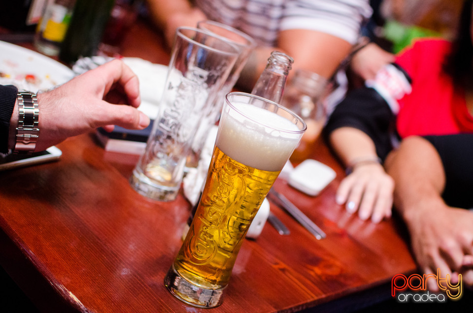 Stand-Up Comedy, Queen's Music Pub