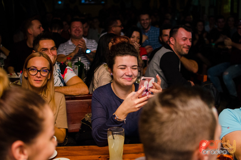 Stand-Up Comedy, Queen's Music Pub