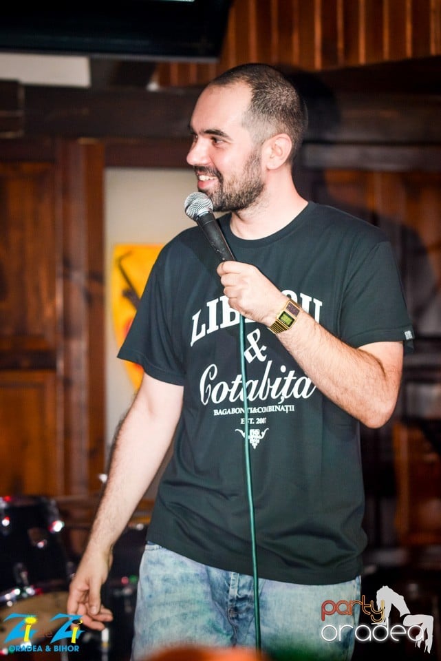 Stand up comedy, Queen's Music Pub