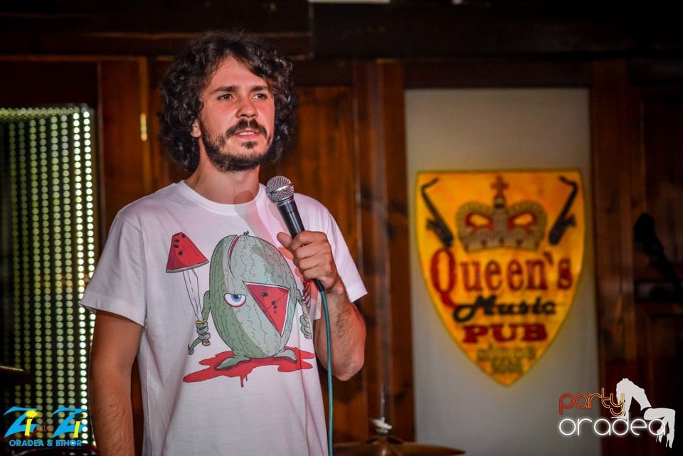 Stand up comedy, Queen's Music Pub