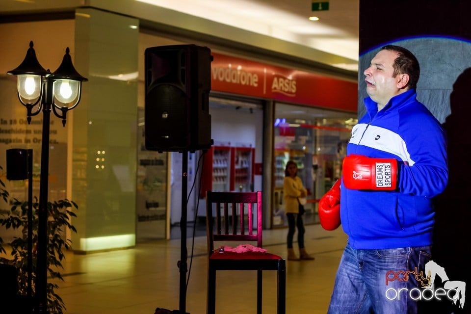 Stand-up comedy, Lotus Center