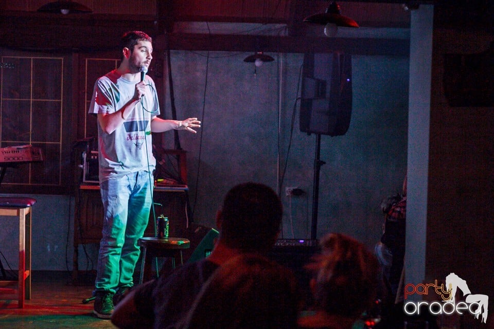 Stand up comedy, Queen's Music Pub