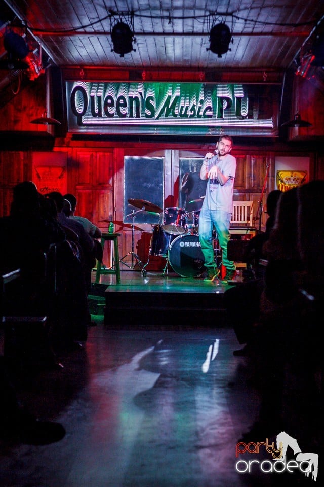 Stand up comedy, Queen's Music Pub