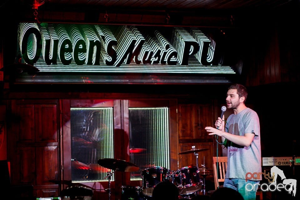 Stand up comedy, Queen's Music Pub