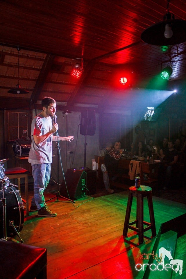 Stand up comedy, Queen's Music Pub