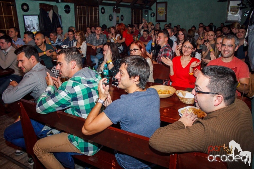 Stand up comedy, Queen's Music Pub