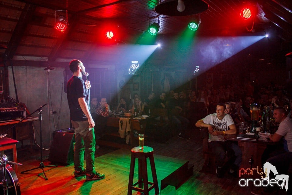 Stand up comedy, Queen's Music Pub