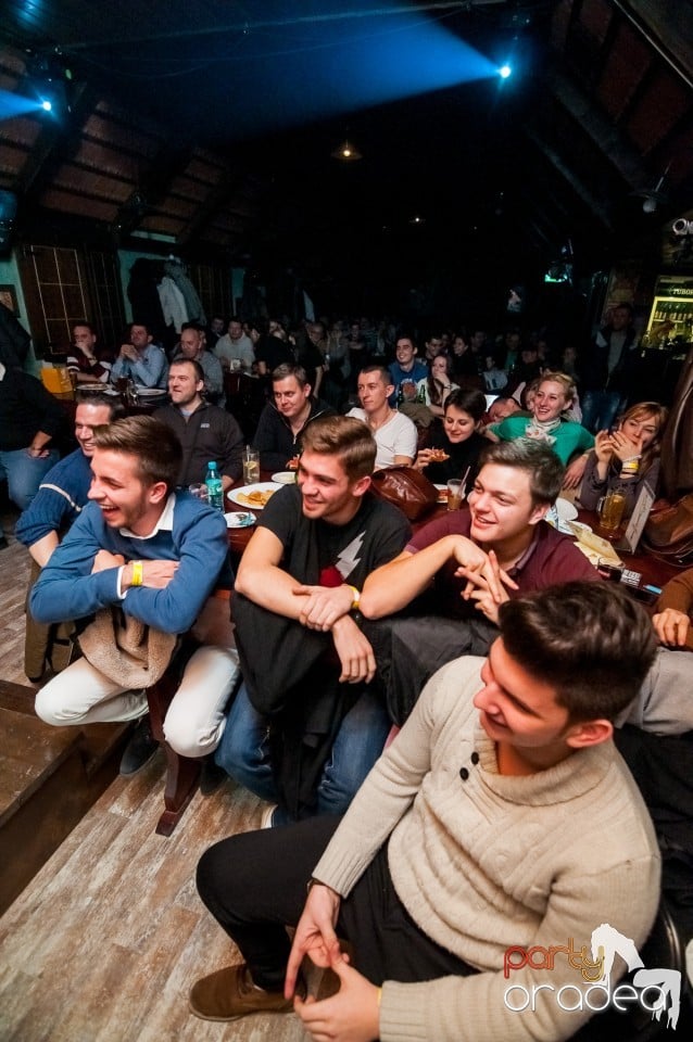 Stand up comedy, Queen's Music Pub