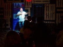 Stand-Up cu Jugaru