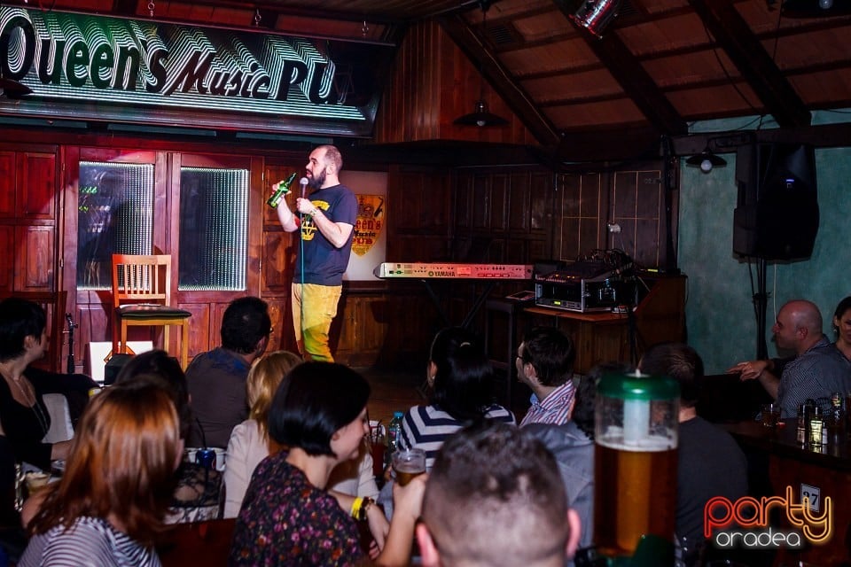 Stand Up cu Teo, Queen's Music Pub