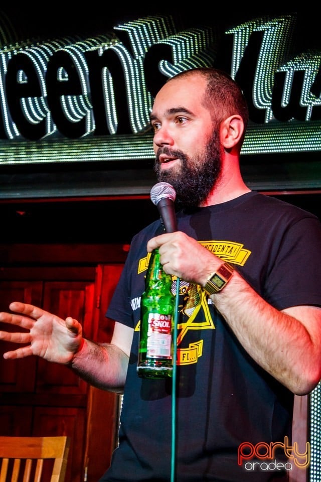 Stand Up cu Teo, Queen's Music Pub