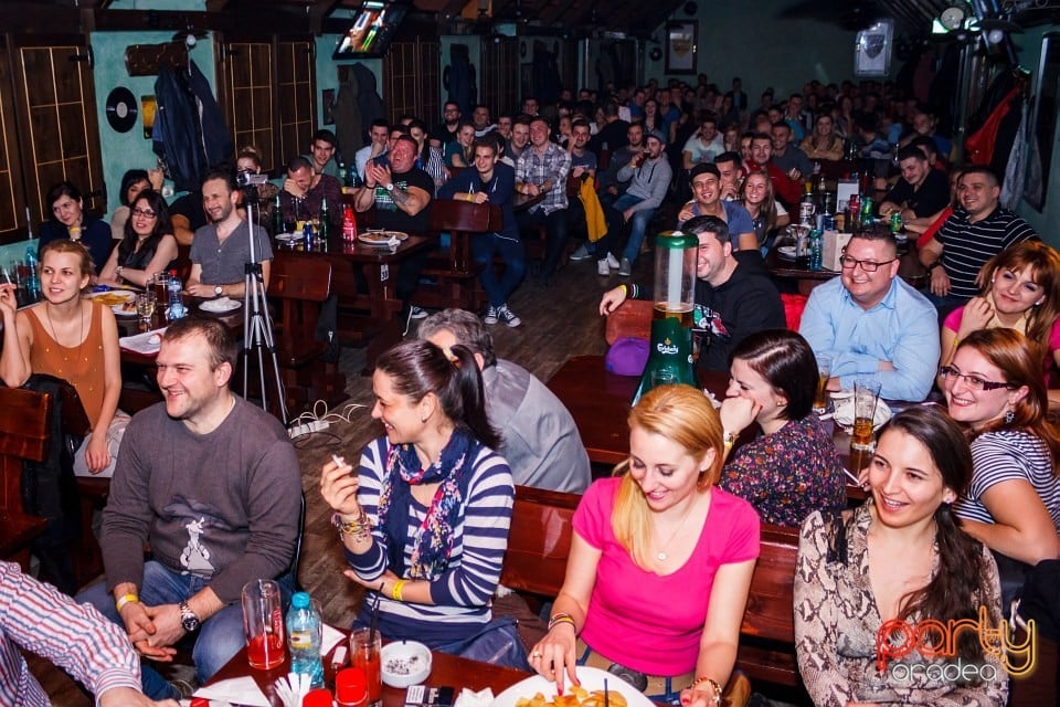 Stand Up cu Teo, Queen's Music Pub