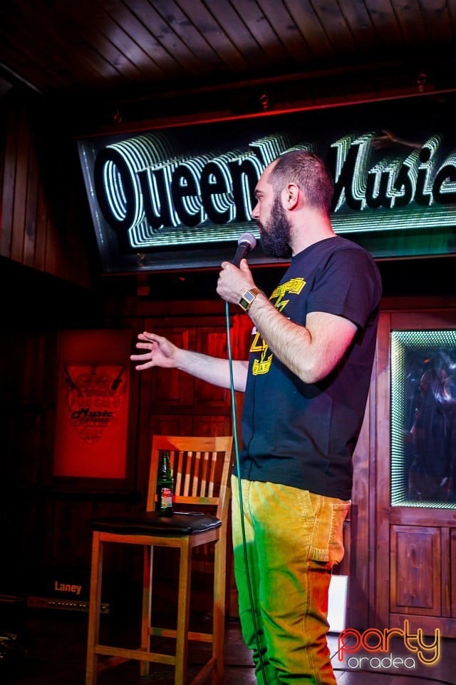 Stand Up cu Teo, Queen's Music Pub