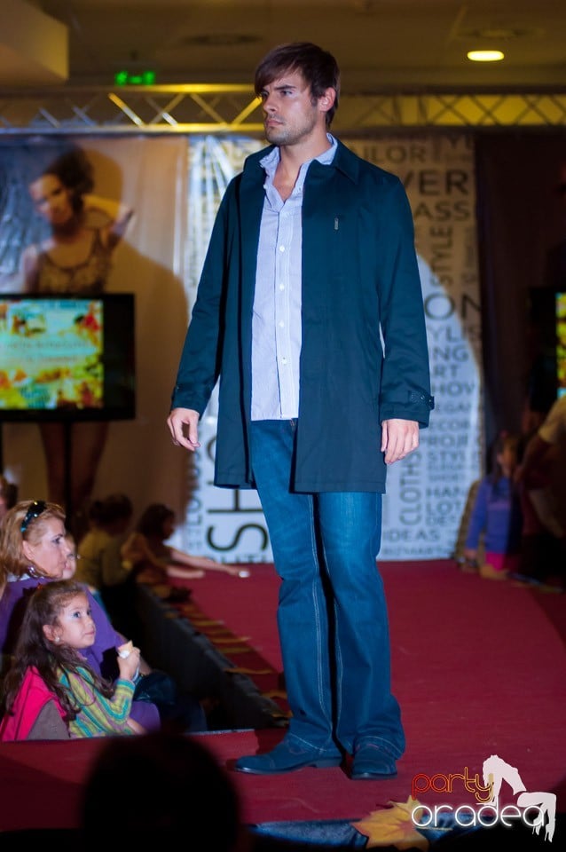 Stand Up Gentlemen! - Prezentare de modă, Lotus Center