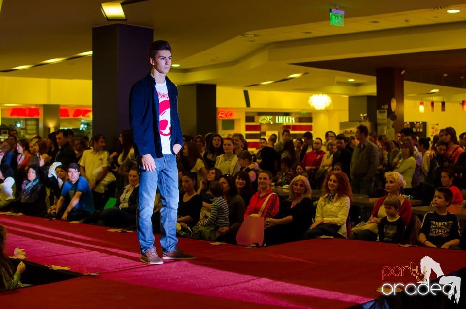 Stand Up Gentlemen! - Prezentare de modă, Lotus Center