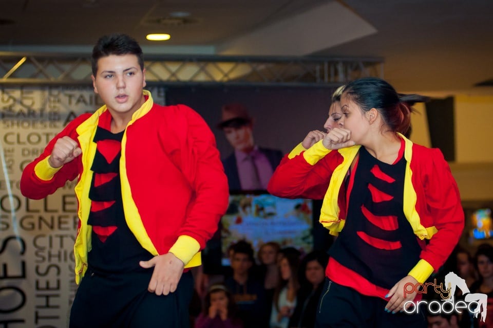 Stand Up Gentlemen! - Prezentare de modă, Lotus Center