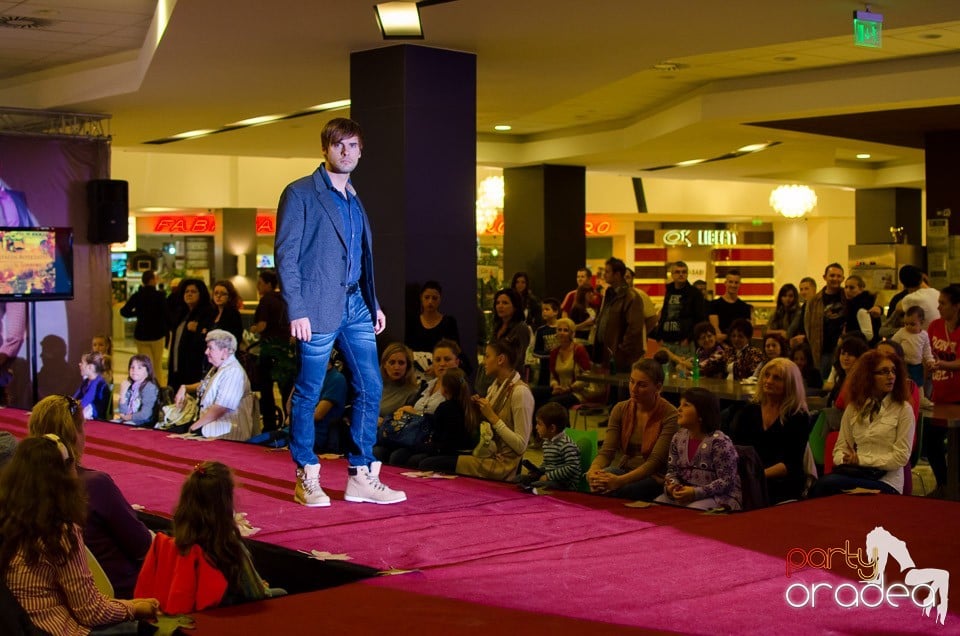 Stand Up Gentlemen! - Prezentare de modă, Lotus Center