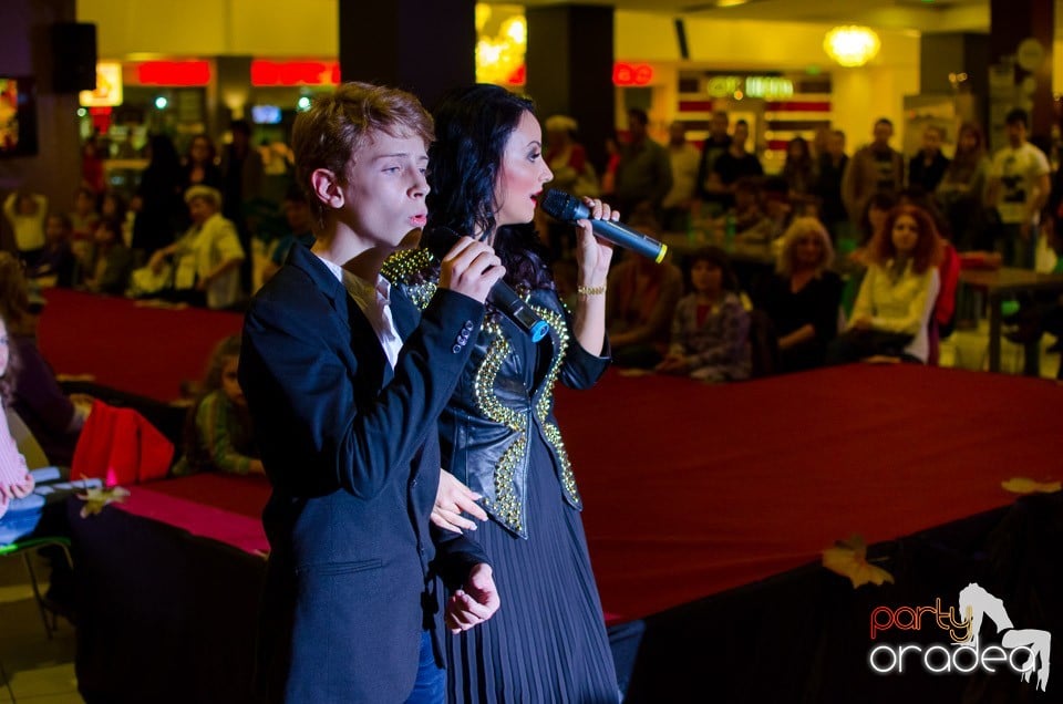 Stand Up Gentlemen! - Prezentare de modă, Lotus Center