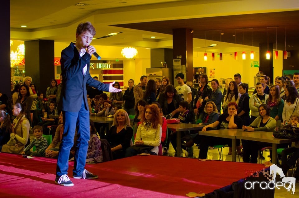 Stand Up Gentlemen! - Prezentare de modă, Lotus Center