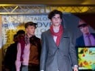 Stand Up Gentlemen! - Prezentare de modă