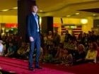 Stand Up Gentlemen! - Prezentare de modă