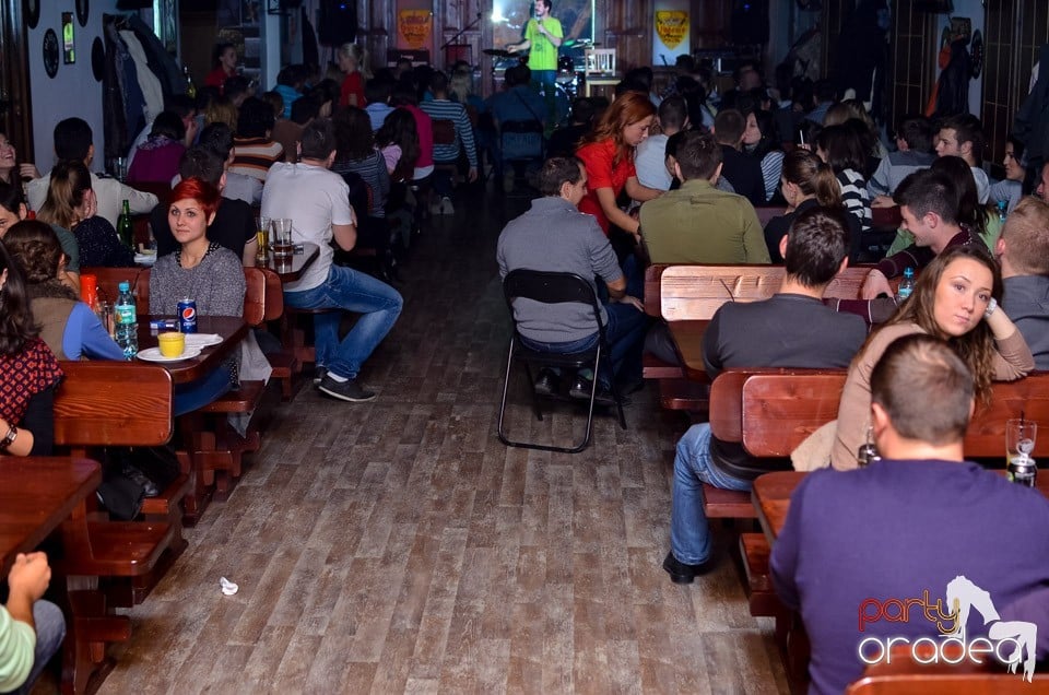 Stand up in the city cu Costel în Queen's, Queen's Music Pub