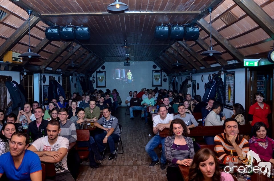 Stand up in the city cu Costel în Queen's, Queen's Music Pub