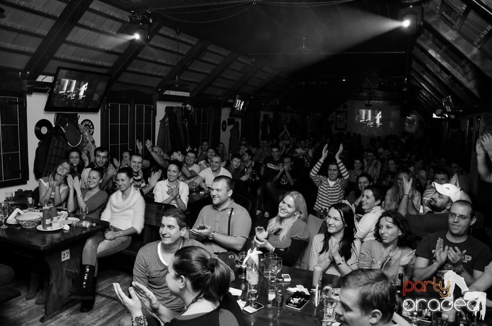 Stand up in the city cu Costel în Queen's, Queen's Music Pub