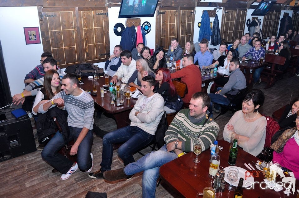 Stand-up in the City cu Costel, Queen's Music Pub