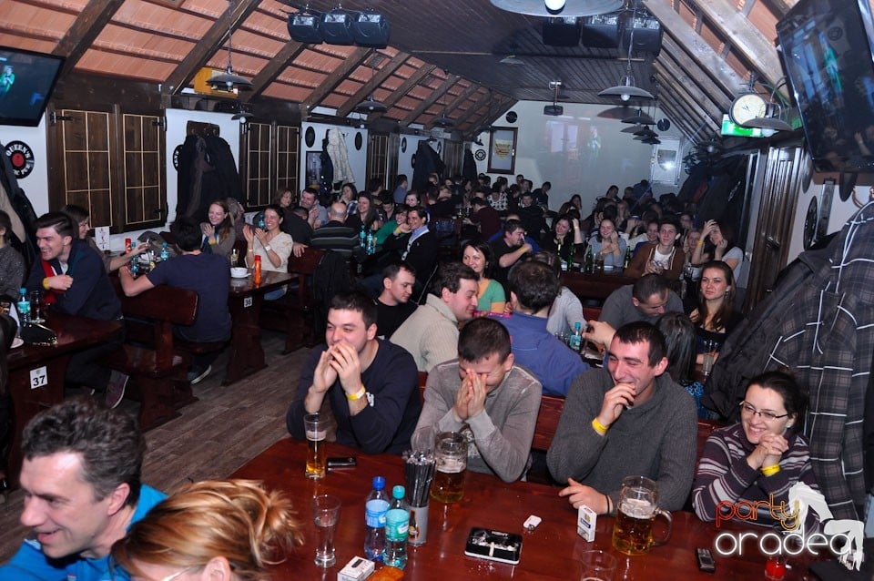 Stand-up in the City cu Costel, Queen's Music Pub