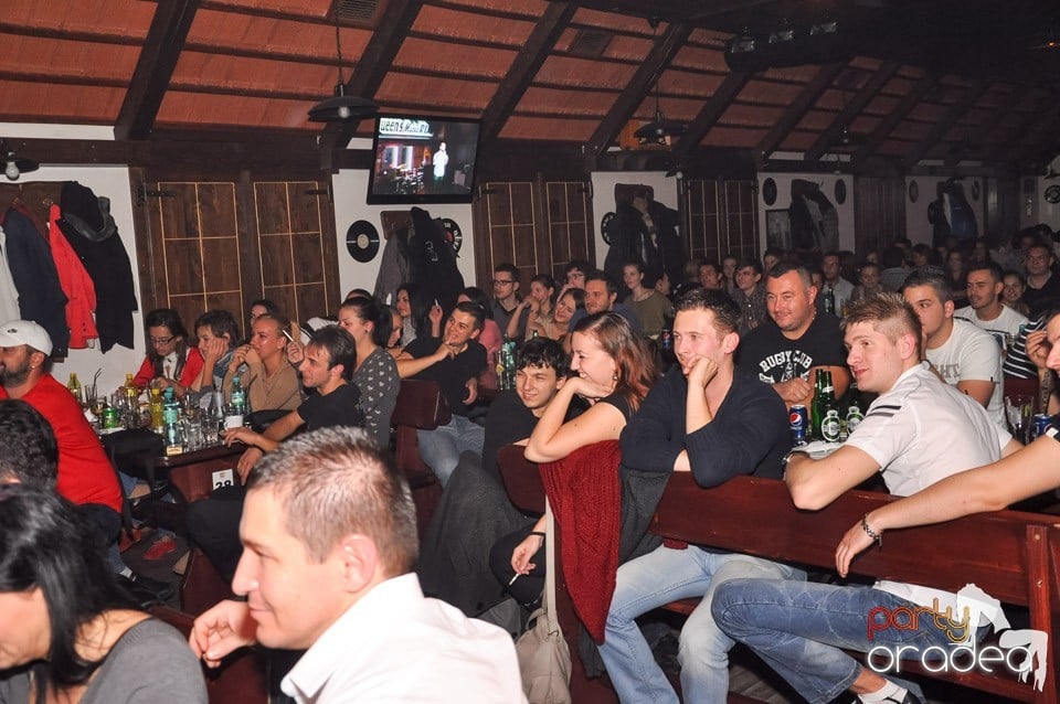 Stand up in the city cu Teo în Queen's, Queen's Music Pub