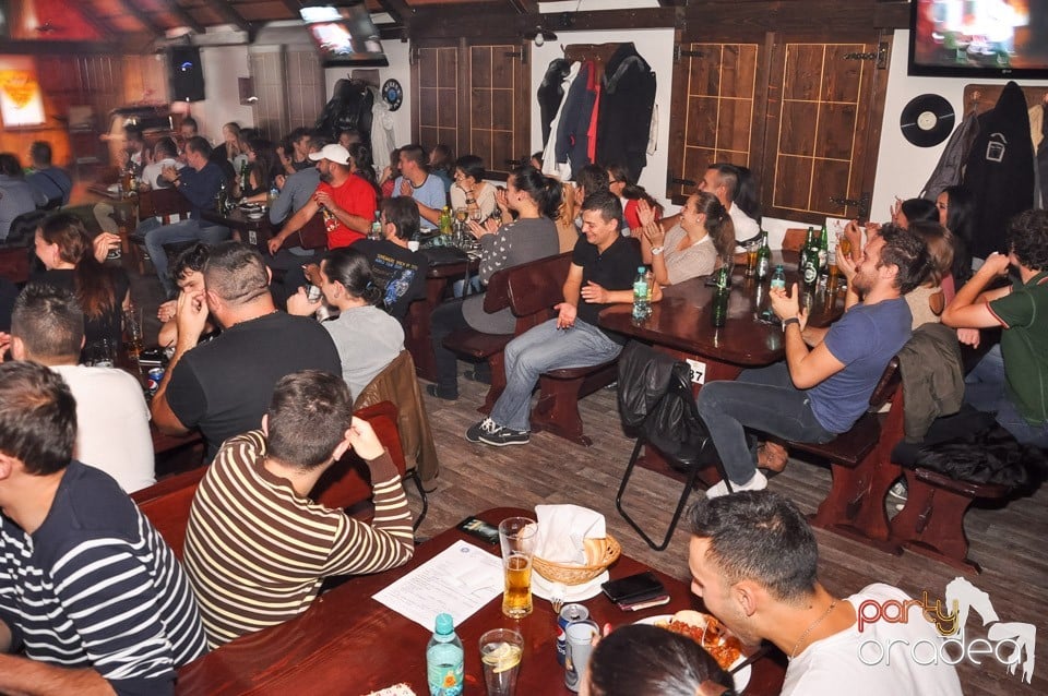 Stand up in the city cu Teo în Queen's, Queen's Music Pub