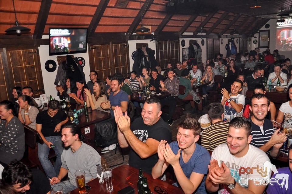 Stand up in the city cu Teo în Queen's, Queen's Music Pub