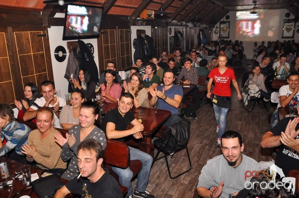 Stand up in the city cu Teo în Queen's, Queen's Music Pub