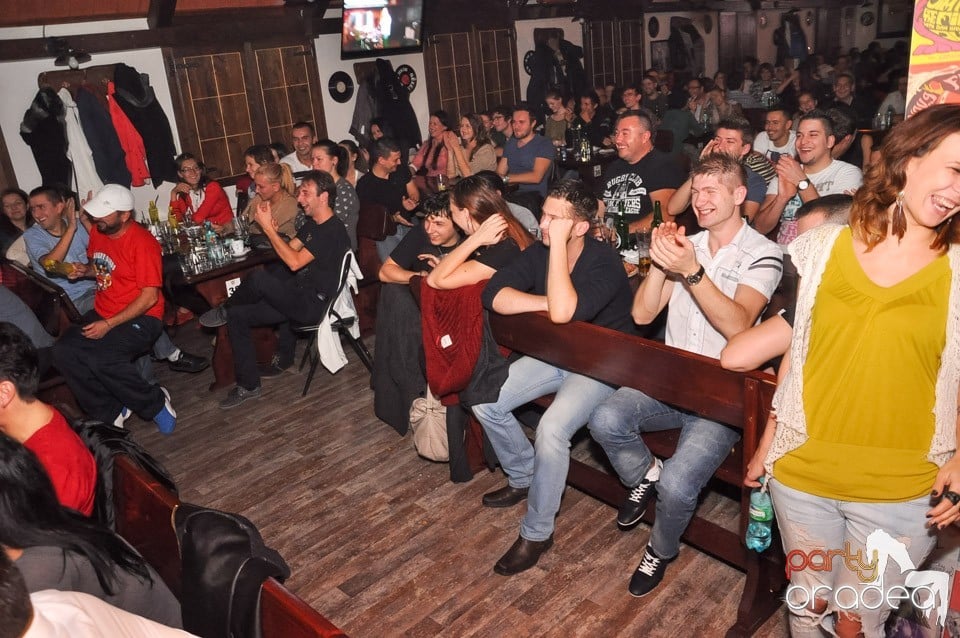 Stand up in the city cu Teo în Queen's, Queen's Music Pub